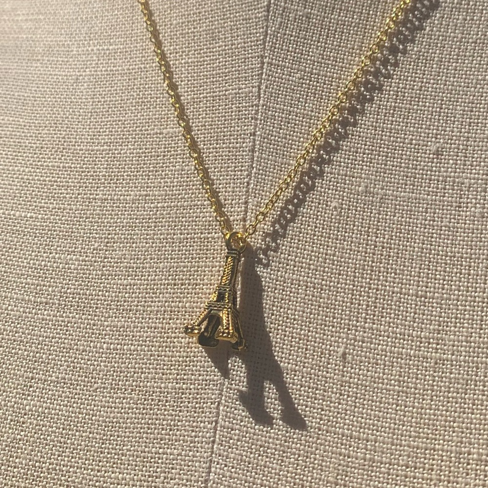 NWT Sterling Silver Plated Chain with Eiffel Tower Charm Necklace - Picture 7 of 10